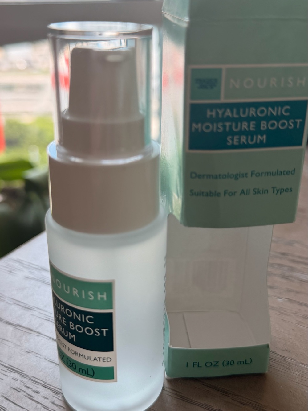 Nourish Hyaluronic Moisture Boost Serum — Mint Green Bottle - Picture 2 of 3